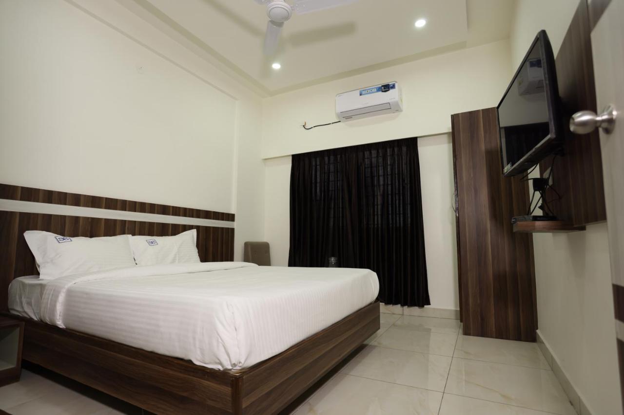 Hotel Sigma Suites Bangalore Eksteriør billede