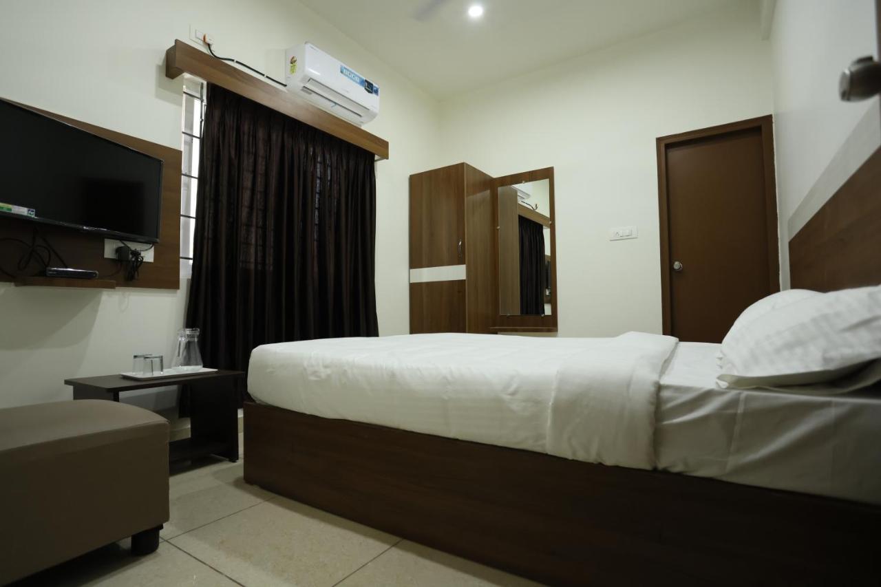 Hotel Sigma Suites Bangalore Eksteriør billede