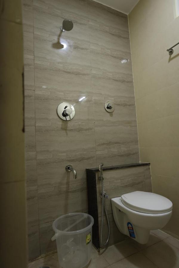 Hotel Sigma Suites Bangalore Eksteriør billede