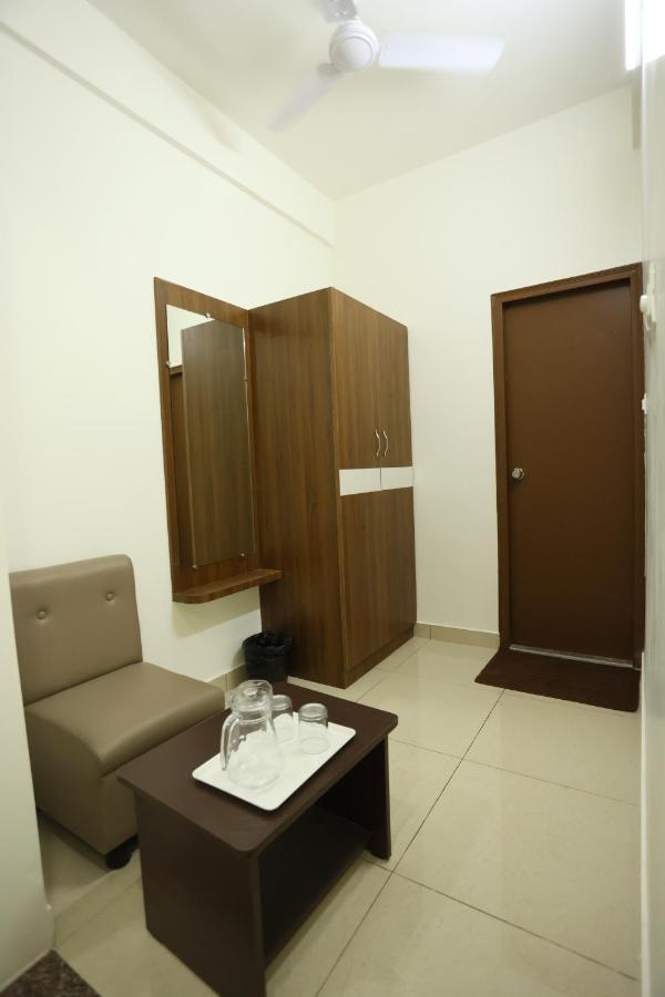 Hotel Sigma Suites Bangalore Eksteriør billede