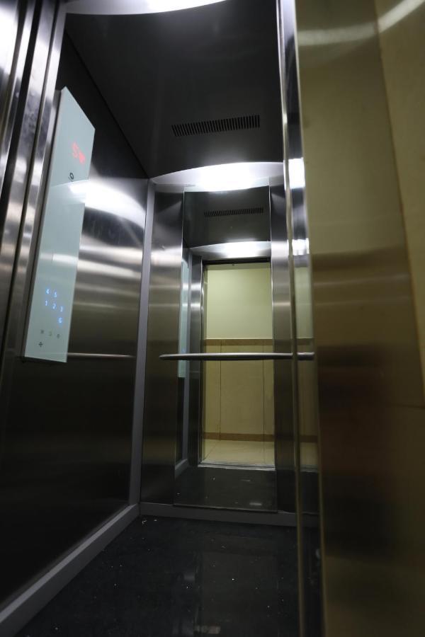 Hotel Sigma Suites Bangalore Eksteriør billede