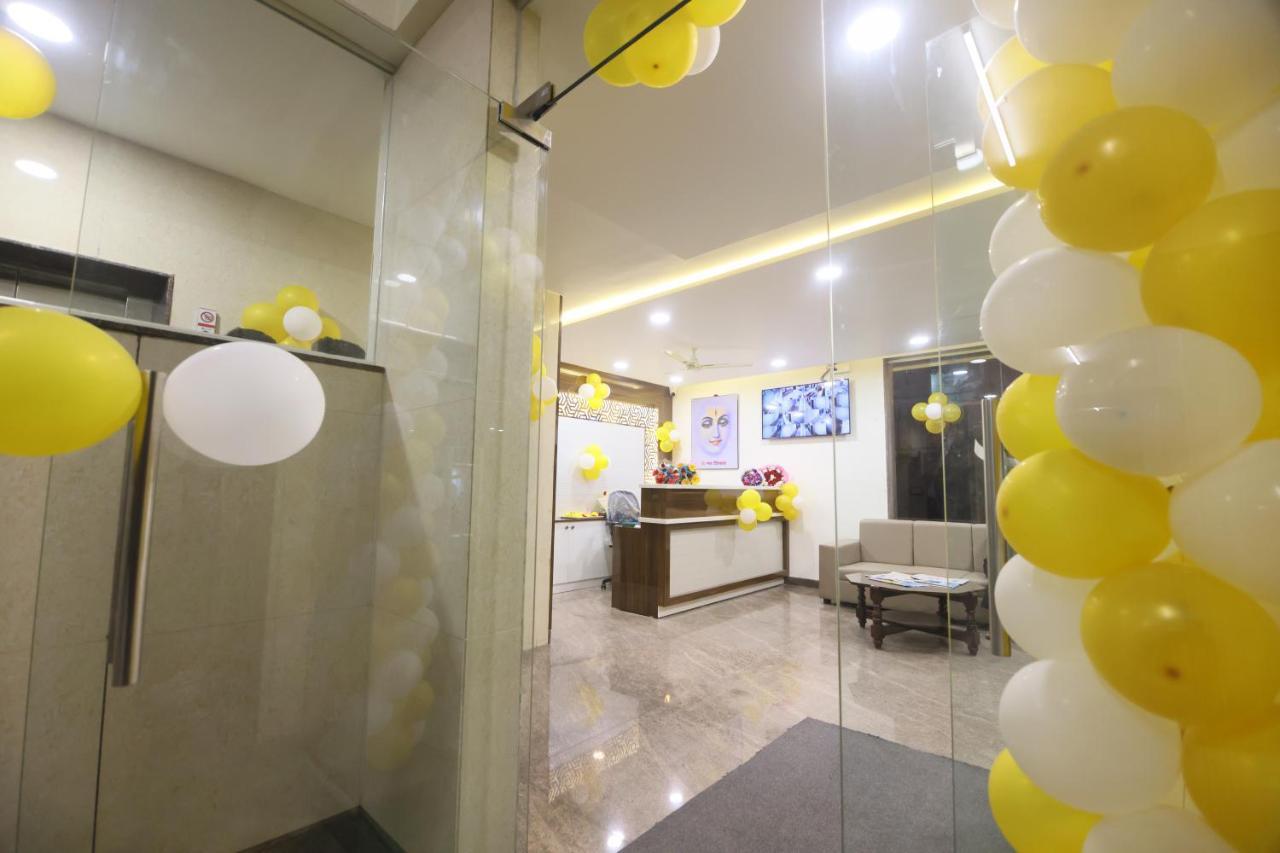 Hotel Sigma Suites Bangalore Eksteriør billede