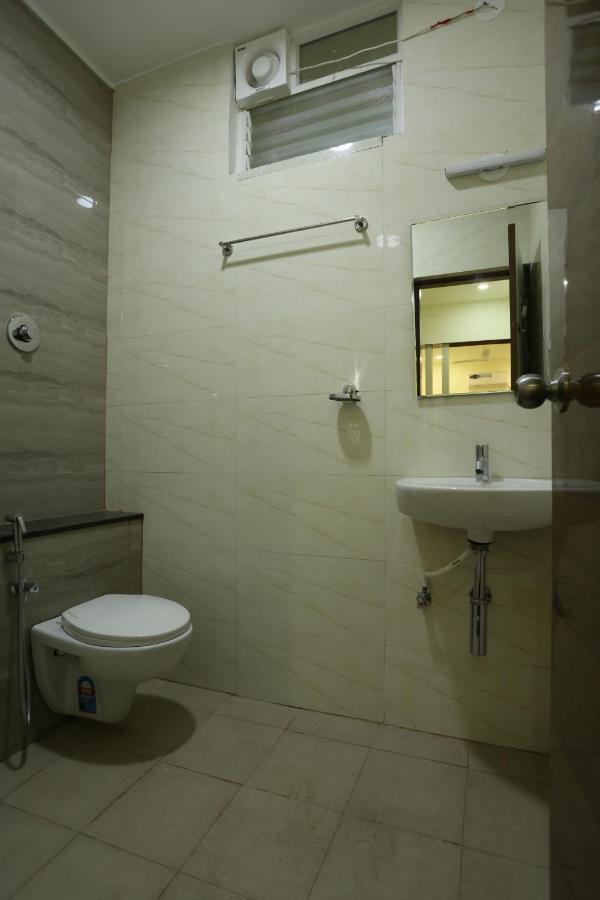 Hotel Sigma Suites Bangalore Eksteriør billede