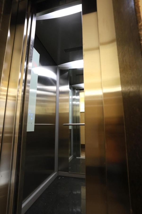 Hotel Sigma Suites Bangalore Eksteriør billede