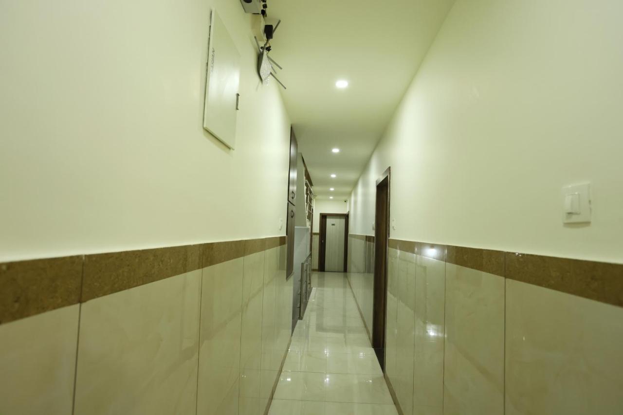 Hotel Sigma Suites Bangalore Eksteriør billede